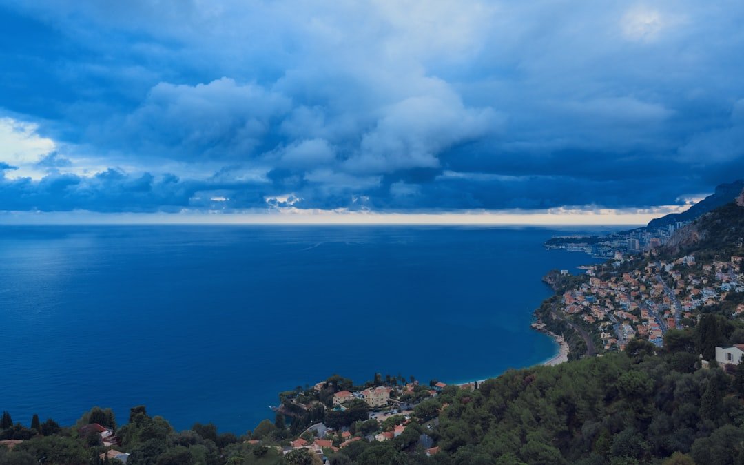 Aparcamiento en Lloret de Mar 2026: gu&iacute;a completa con opciones en pueblo franc&eacute;s.